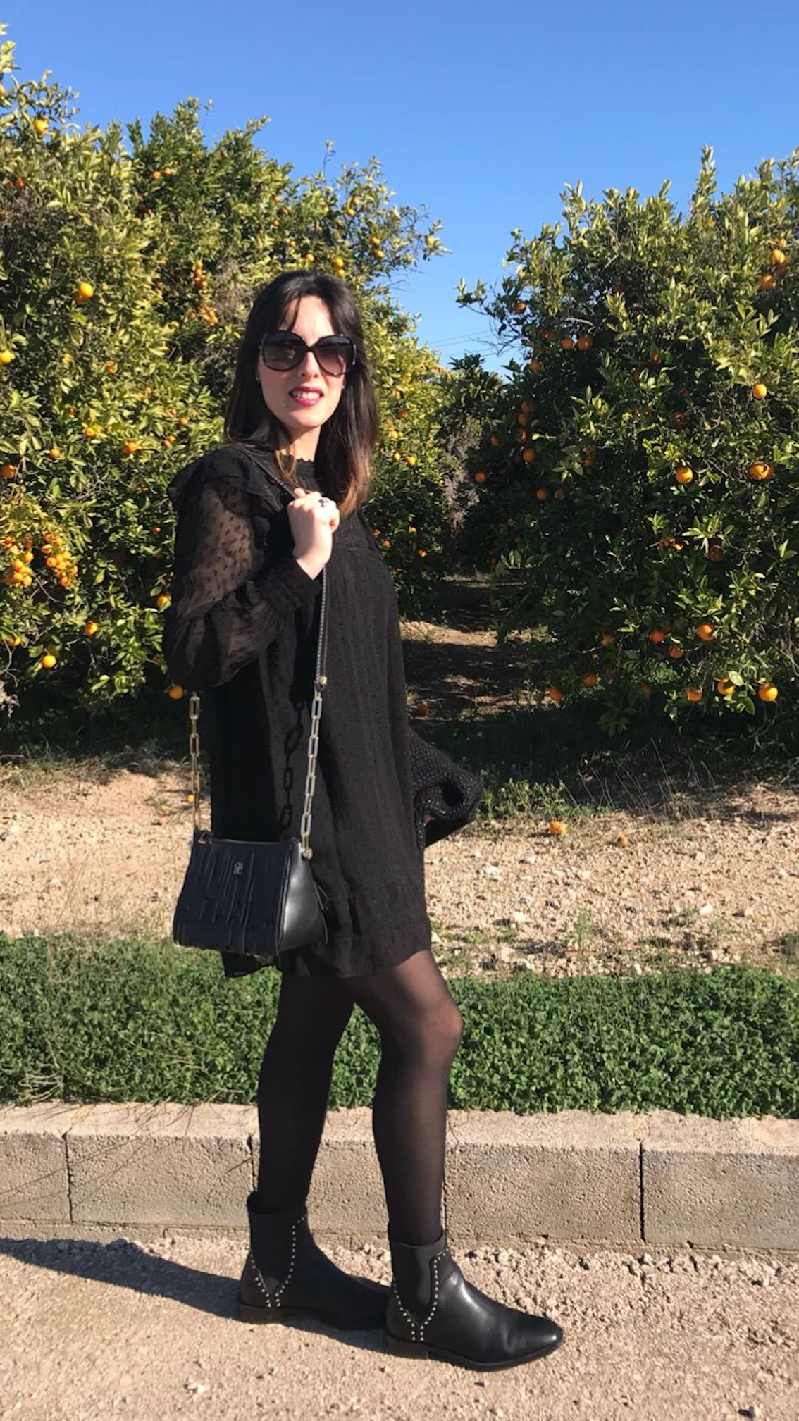 A FASHION LOVER: 'Noche de Paz' — SteemKR