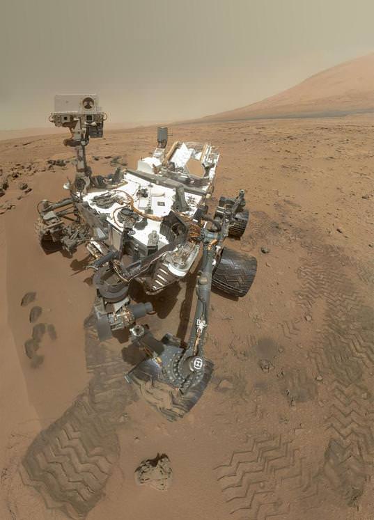 20121101_curiosity_self-portrait_20121031_PIA16239_f537.jpg