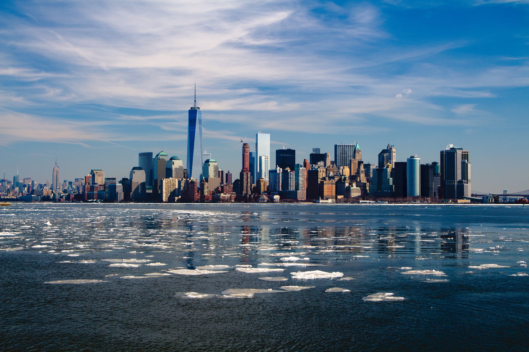 new-york-skyline-new-york-city-city-37646.jpeg