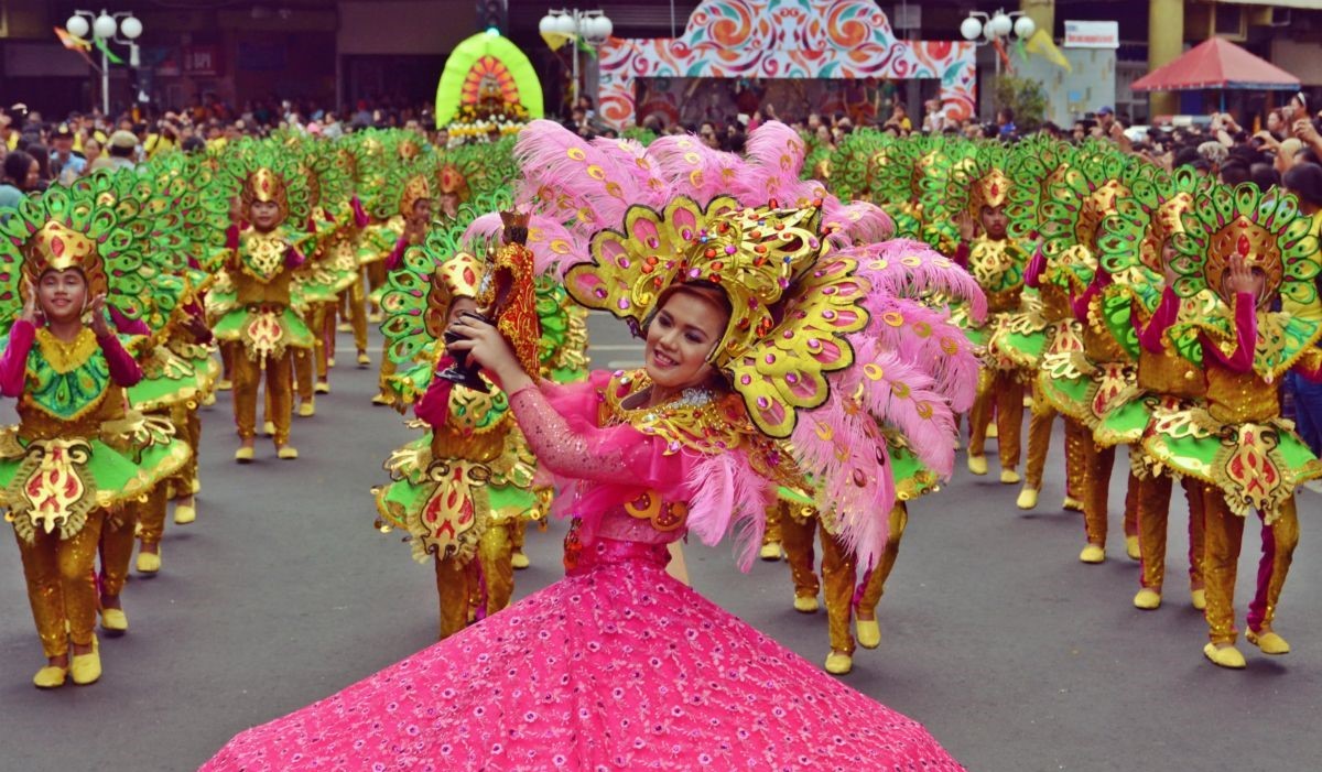 featured-pink-queen-sinulog-kabataan-street-dance.jpg