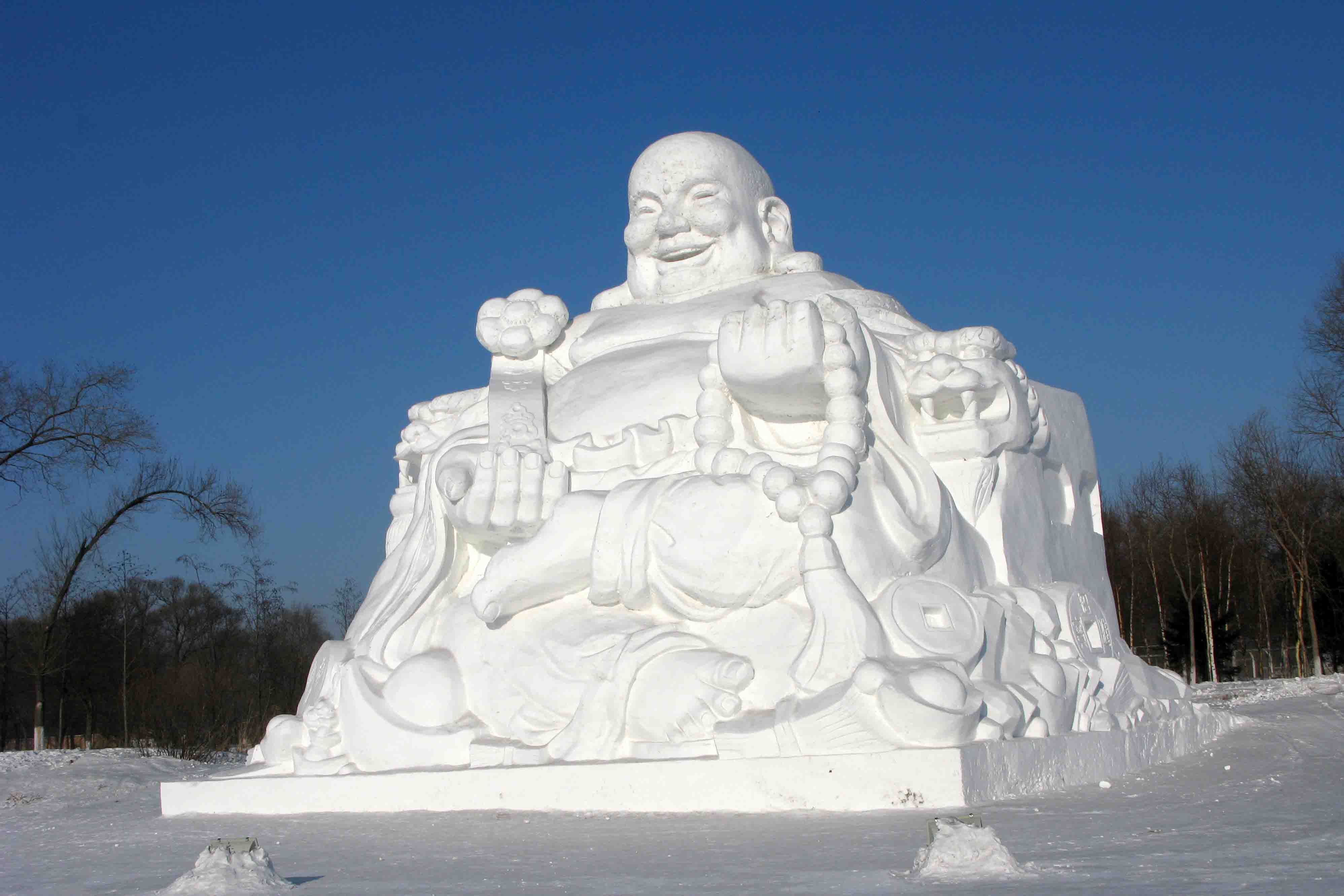 snow-sculptures-2.jpg