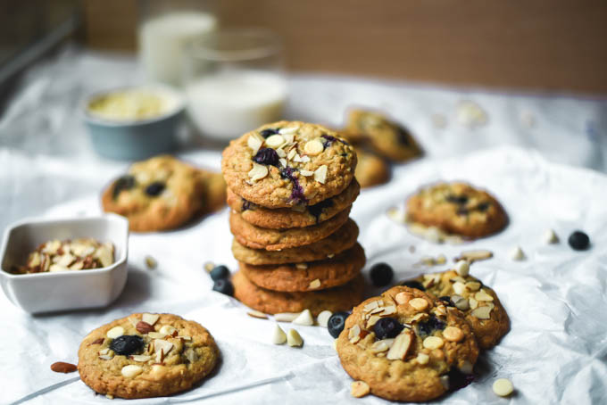 Blueberry White Chocolate Almond Oatmeal Cookies (12).jpg