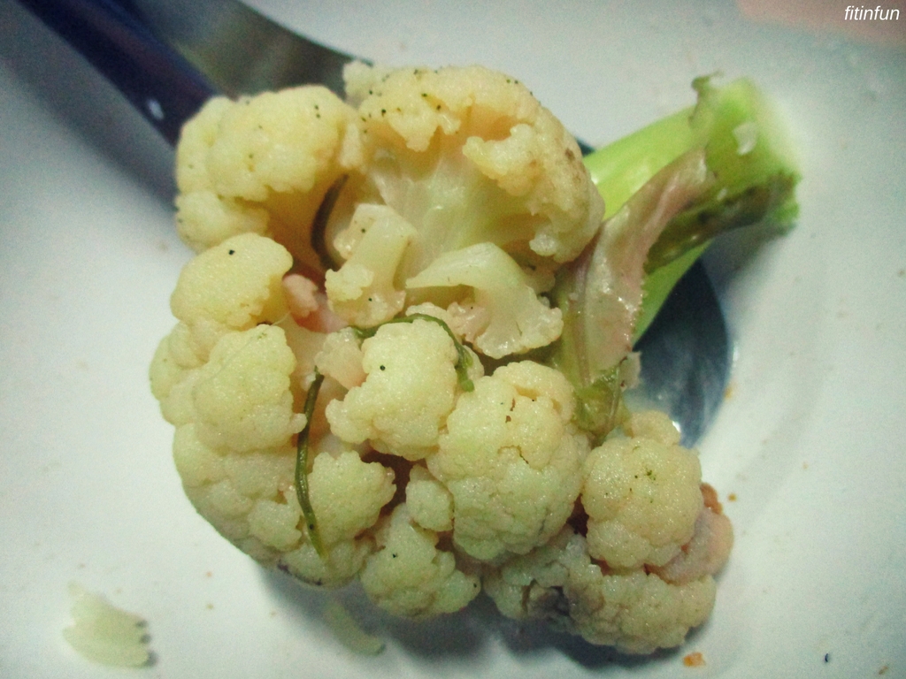 steamed cauliflower food photography bangkok thailand fitinfun.jpg
