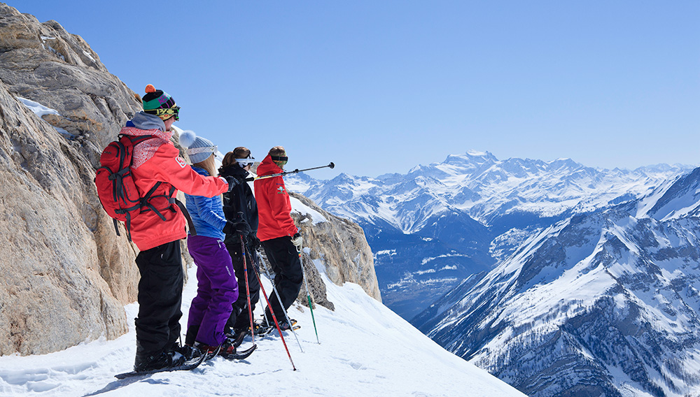 heli-skiing-alpine-gstaad-01.jpg