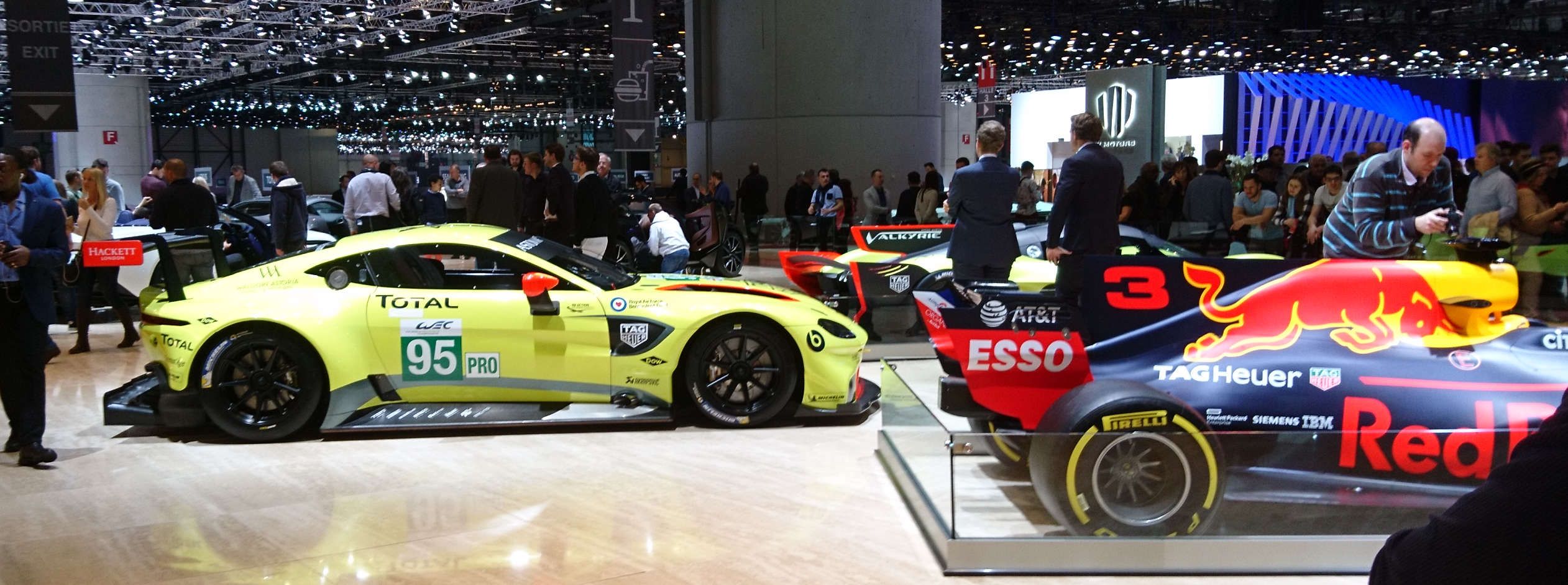 Aston Martin GTE 01.jpg