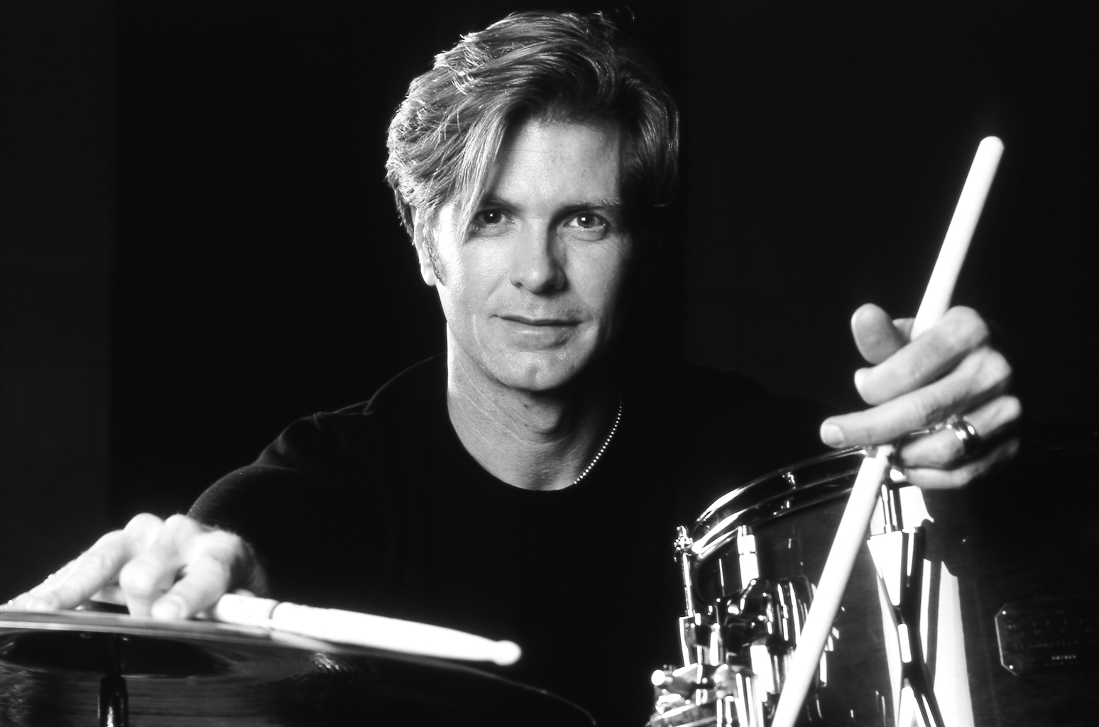 pat-torpey-of-mr-big-bw-portrait-2000-billboard-1548.jpg