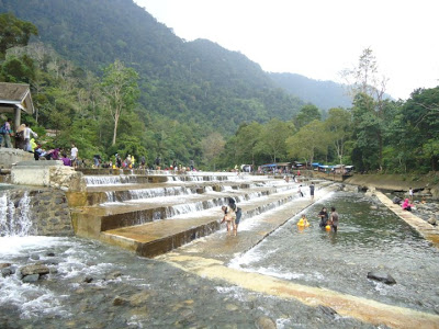 Enjoy The Cool Water In Brayeun Tourist Site Beautiful Tour