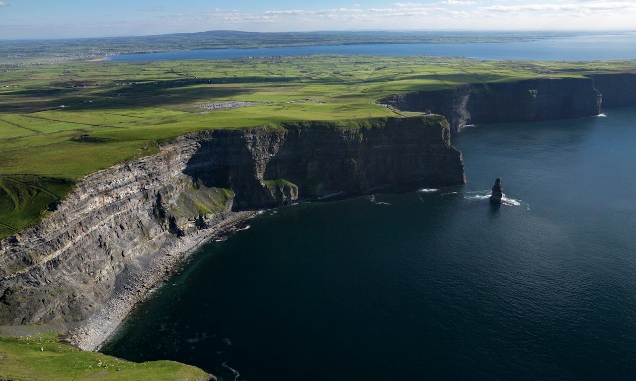 sdp10_cliffs-of-moher_bg.jpg