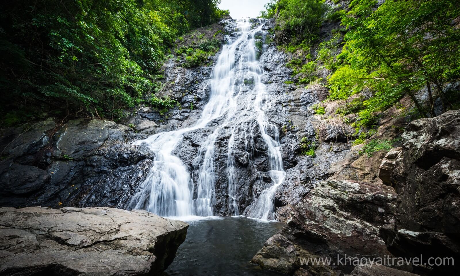 sarika-waterfall-1.jpg