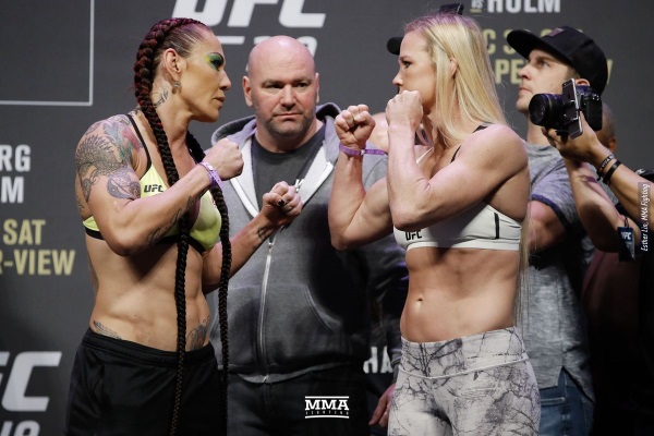 005_Cris_Cyborg_and_Holly_Holm.0.jpg