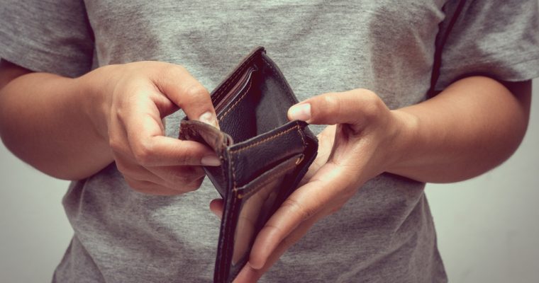 Empty-wallet-760x400.jpg