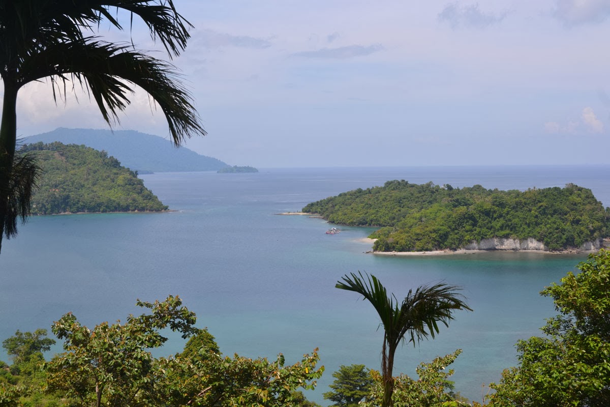 Keindahan+Pulau+Pulau+Kecil+disekitar+Pulau+Weh,+Kota+Sabang+Aceh.jpg