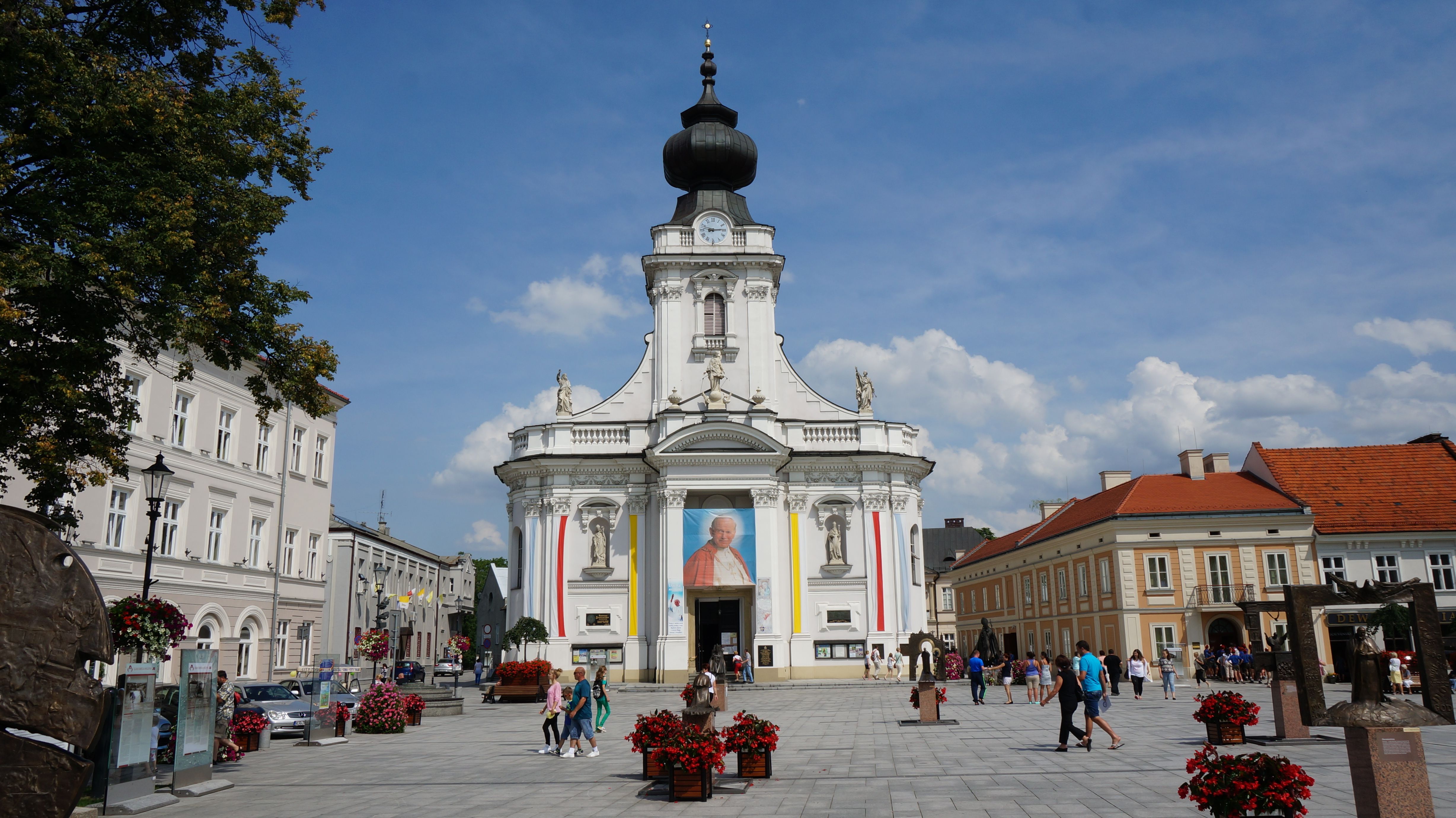 Bazylika_Ofiarowania_Najświętszej_Maryi_Panny_w_Wadowicach..jpg