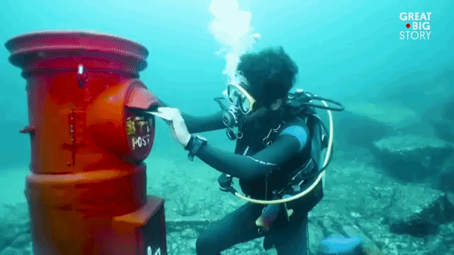 underwater-mailbox.gif
