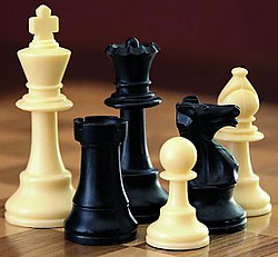 250px-ChessSet.jpg