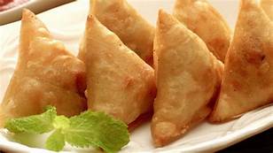 Indian Samosas potato peas onion.jpg