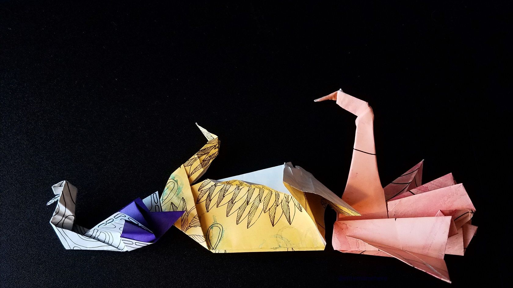 steemit-enternamehere-origami-journey-9-swans-peach-yellow-purple-2.jpg