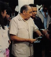 200px-Simón_Díaz_in_the_1980s.jpg