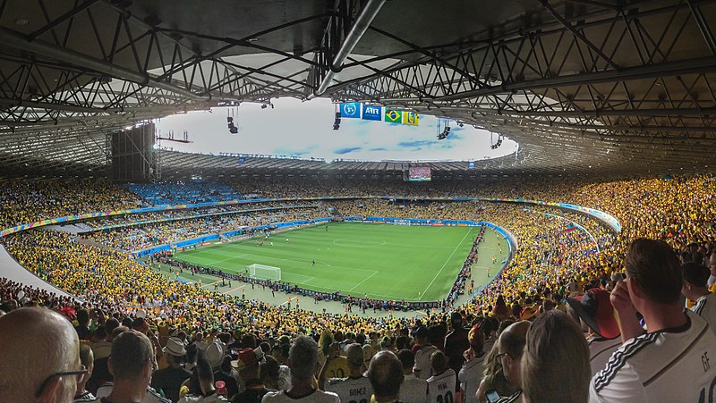 800px-Stadion_Belo_Horizonte_Halbfinale_WM_2014_(22117986076).jpg