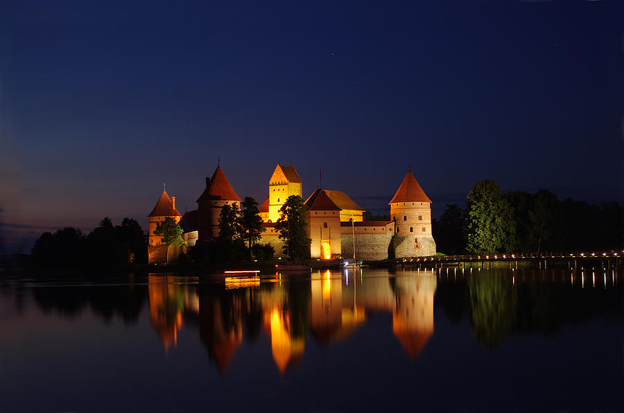 trakai-castle-lithuania-audrius-merfeldas.jpg