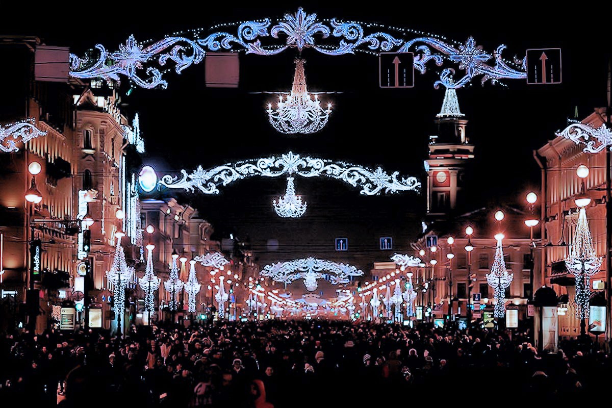 00-new-year-in-st-petersburg-nevsky-prospekt-05-01-13.jpg