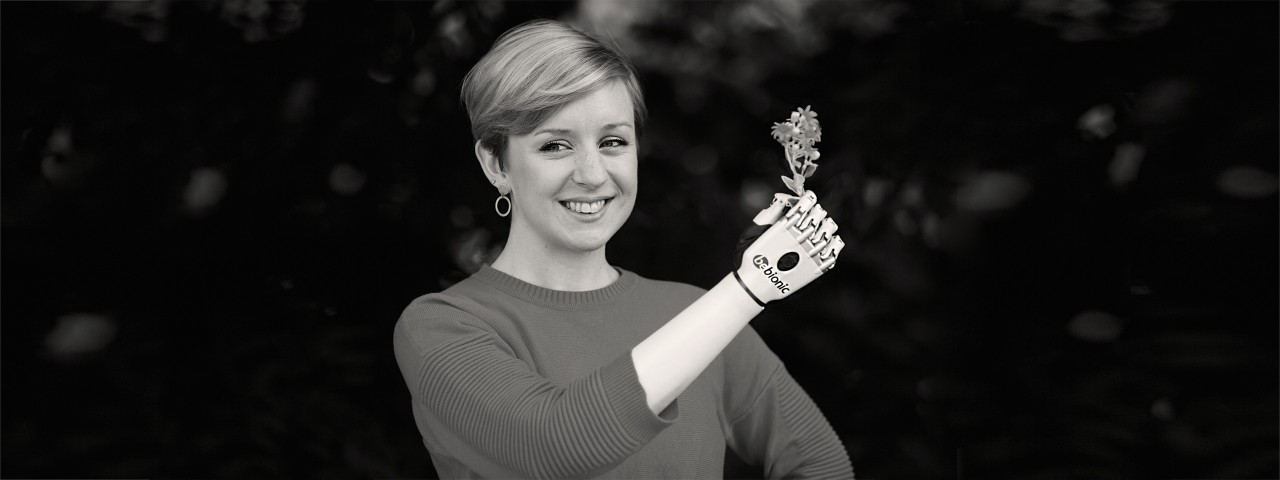 bebionic_hand_nicky_ashwell_24_9_stage.jpg