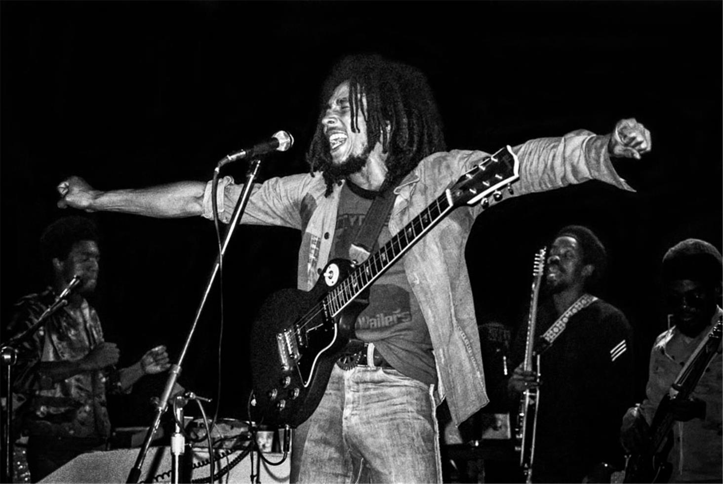 BMARLEY_00039_Bob Marley-Perf 04.jpg