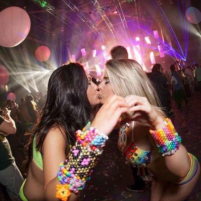 raver girl kiss lights.jpg