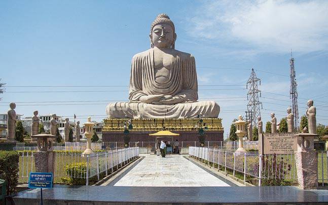 buddha-steps-for-nalanda-1_647_071716085954.jpg