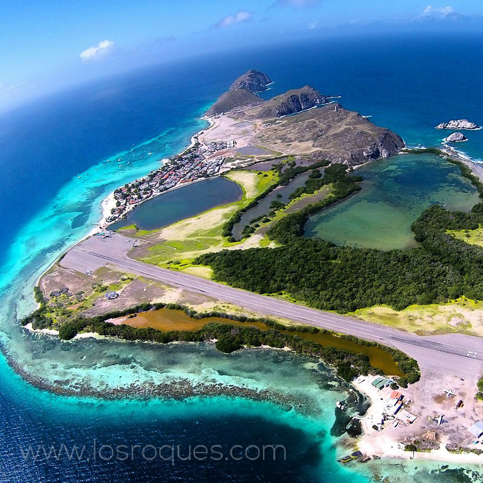 America islands. Лос-Рокес (архипелаг). Острова Лос Рокес Венесуэла. Остров Лас РОКОС Венесуэла. Бразилия архипелаг Лос-Рокес Венесуэла.