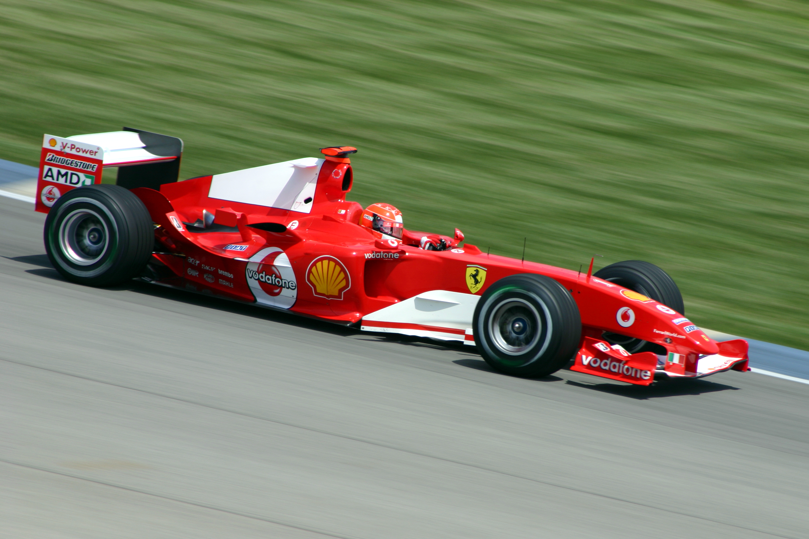 18-04-21 Michael_Schumacher_Ferrari_2004.jpg