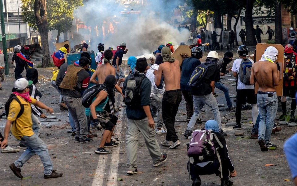 venezuela-crisis-opposition-protest-823242340-5983bc8d45075.jpg