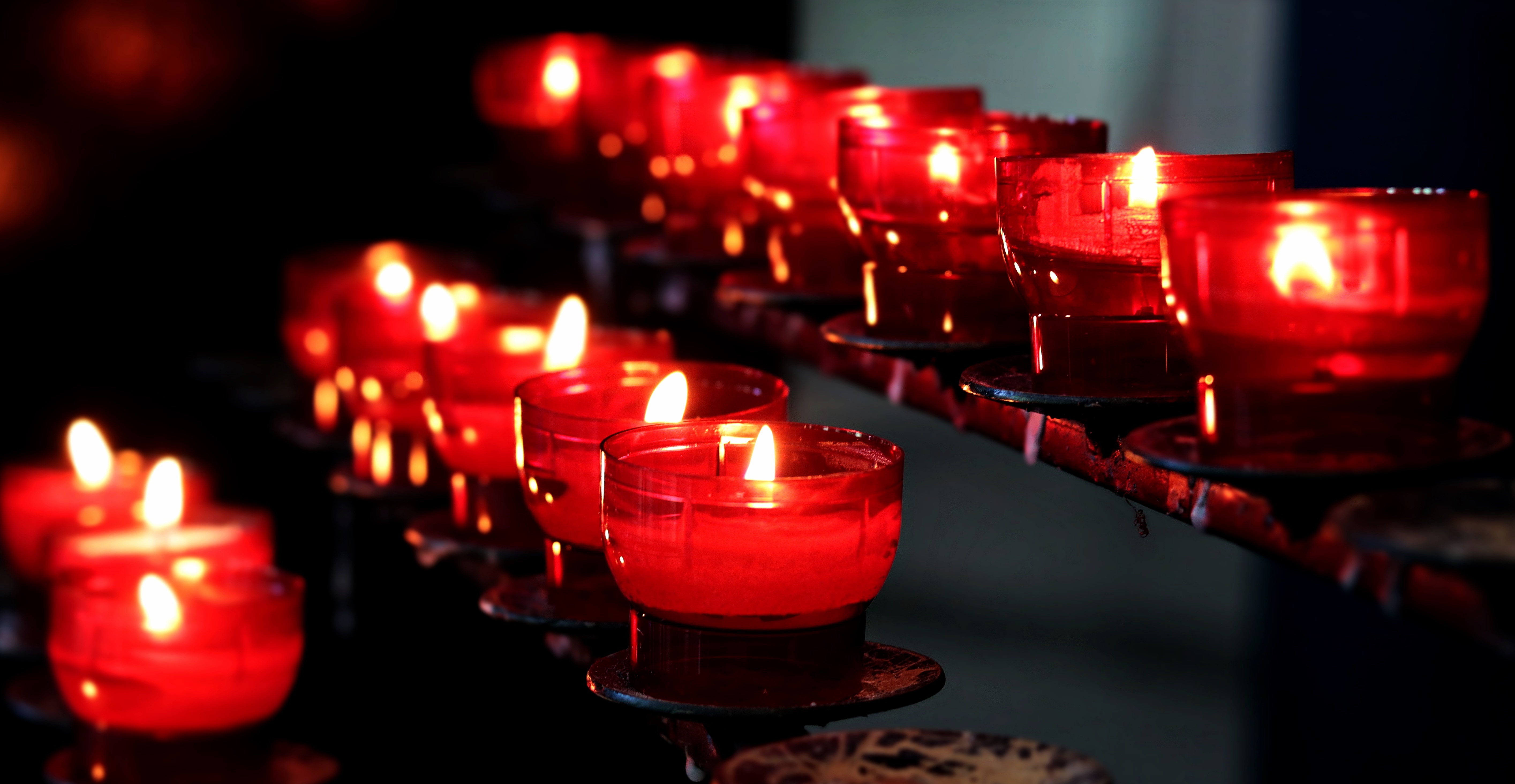 candles-2628473.jpg