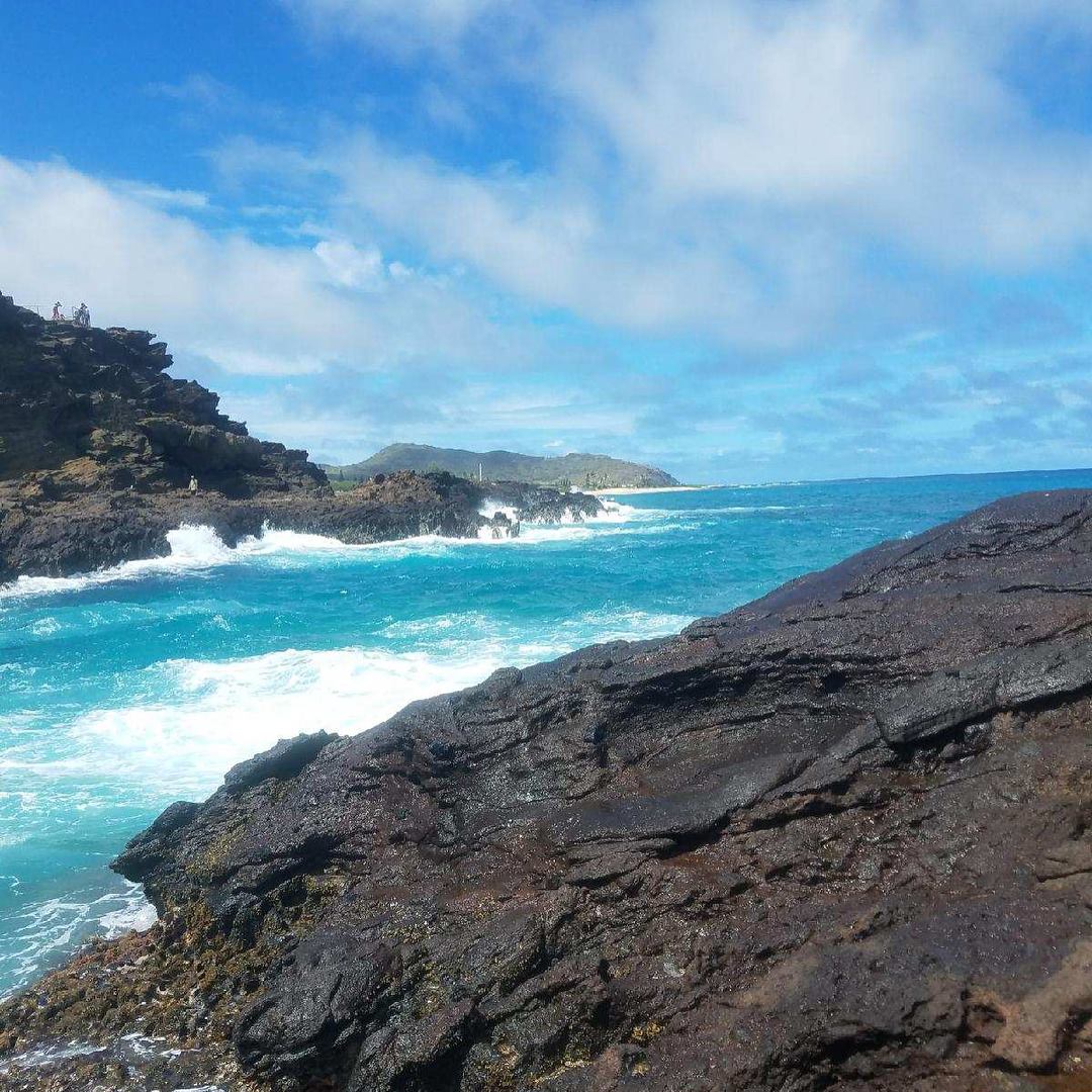 Cockroach Cove Hawaii 2017.jpg