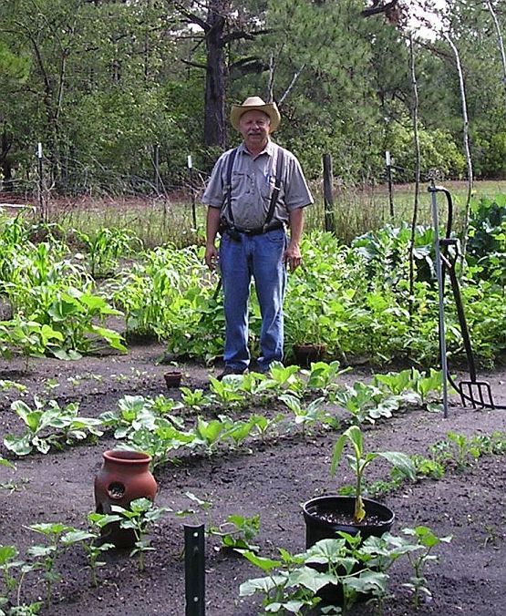 Harry in garden 2012apr19.jpg