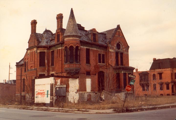 decaying mansion