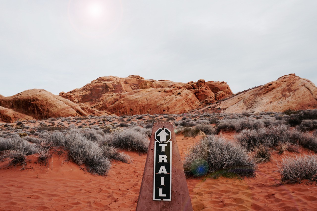 32.Start of the trail, Valley of Fire State Park, Nevada, USA.jpg