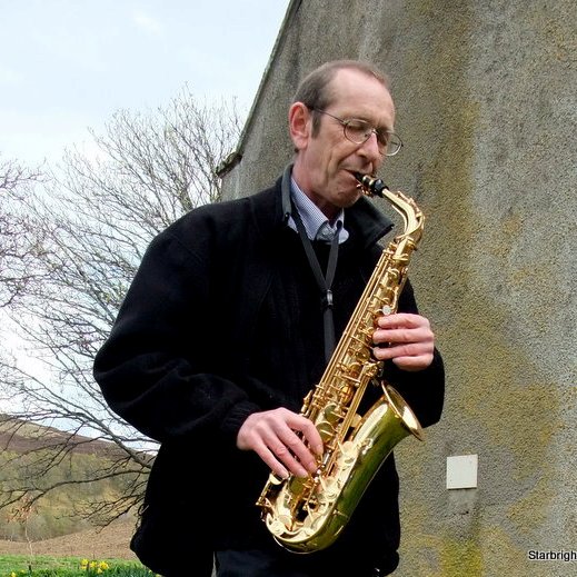 Baz saxo 2010_cropSQ.jpg