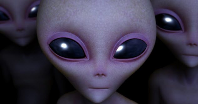 feature-1-aliens-153952911.jpg