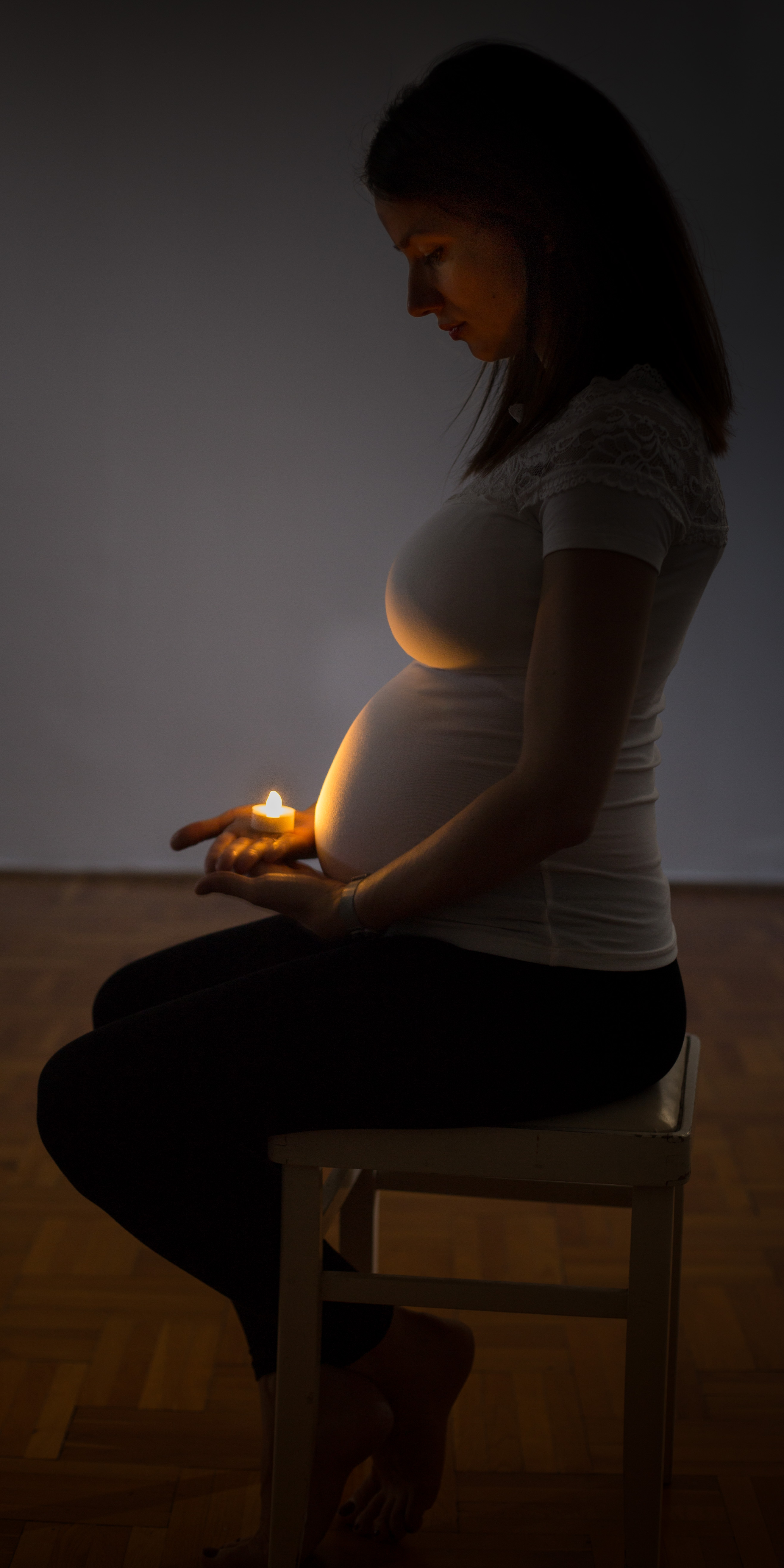 pregnant light 50.jpg