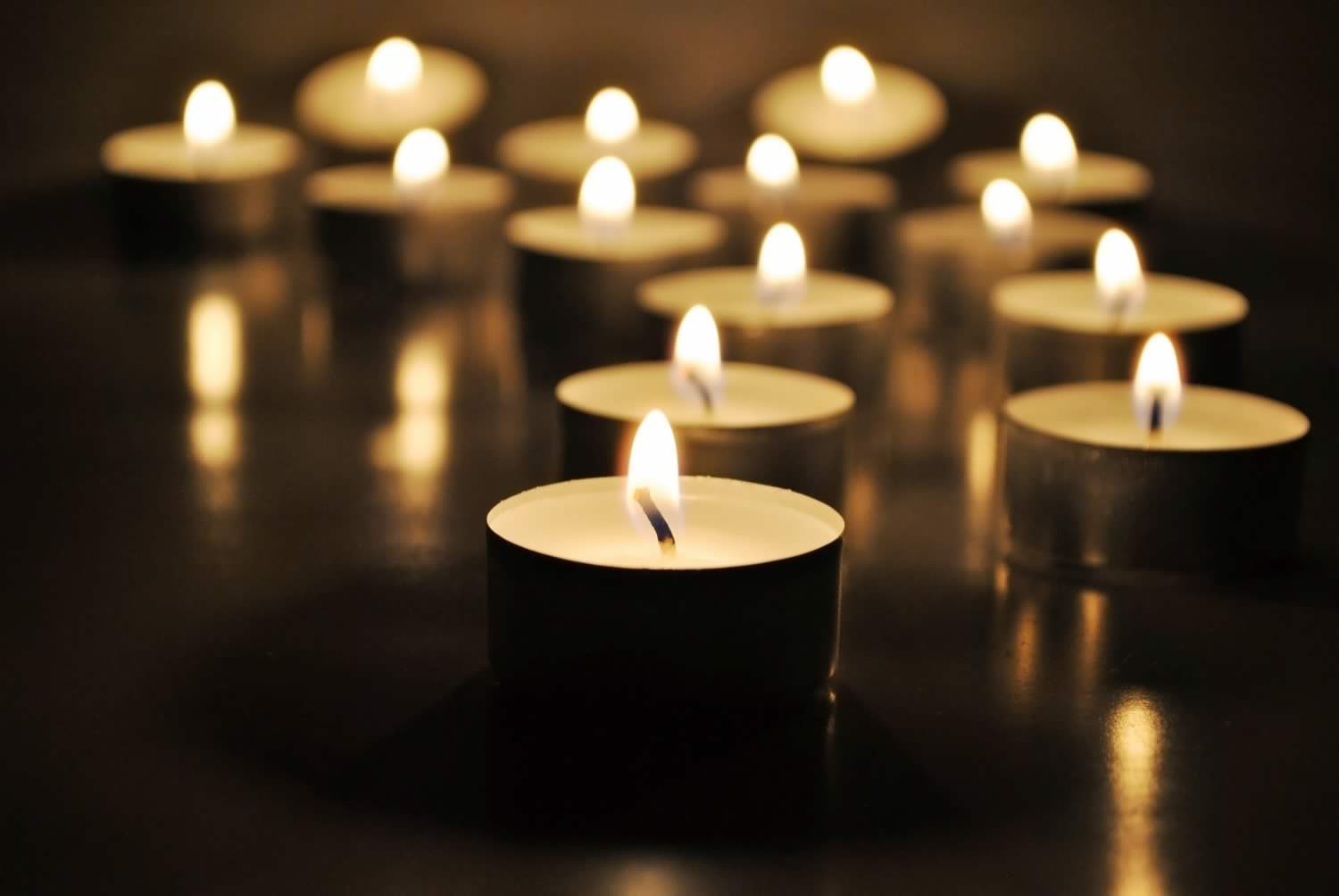 candles-funeral-e1499362547464.jpg