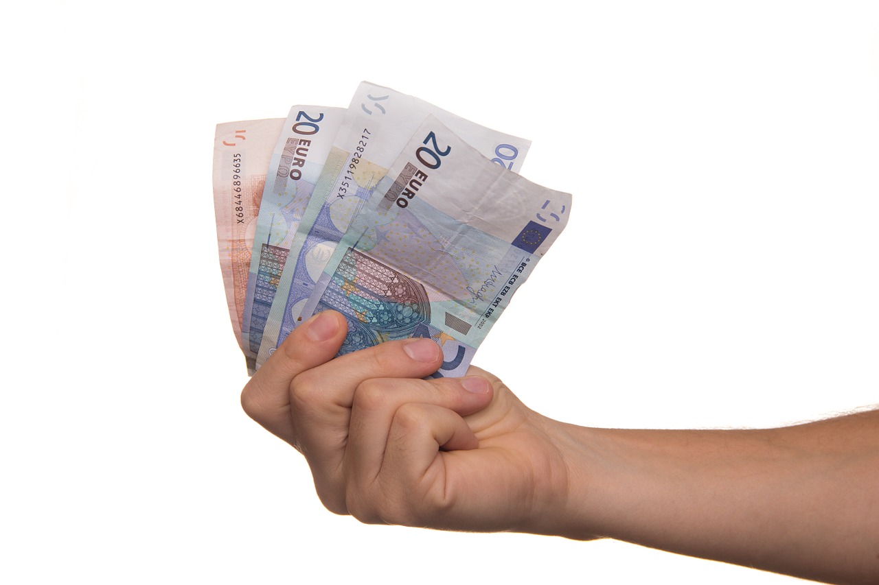 Loan-Money-Lending-Borrowing-Cash-Euro-Pay-427528.jpg