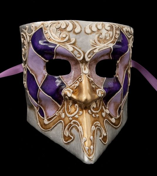 l_masque-venitien-papier-mache-bauta-violet-deguisement-decoration-020215-8.jpg