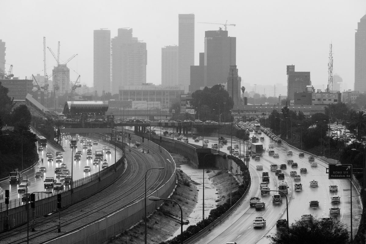 Rainy_TelAviv_Victor_Bezrukov.jpg