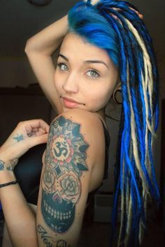 e68e81022f08aee5fea39de236189bac--girls-with-tattoo-tattooed-girls.jpg