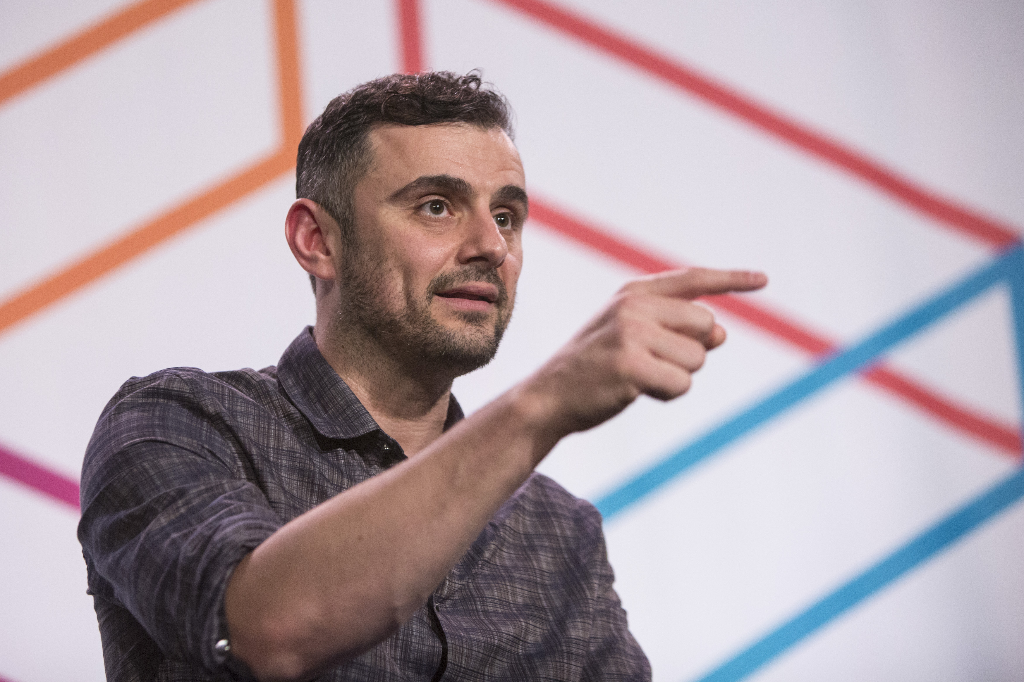 Gary_Vaynerchuk_(Internet_Week_2015_in_New_York_May_19,_2015).jpg