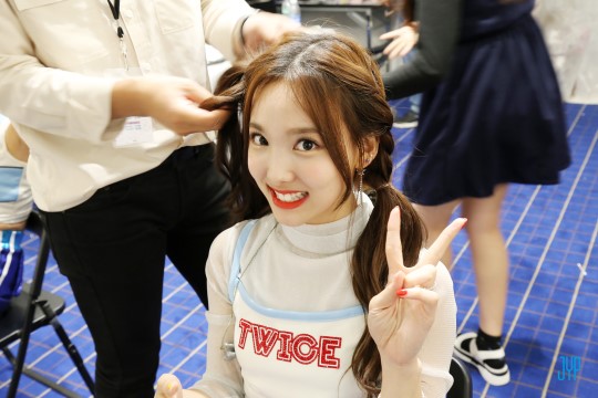 TWICE DEBUT SHOWCASE 
