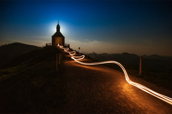 1-Spectacular-Light-Painting-photography.jpg