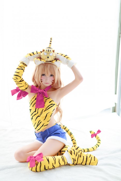 Feral-TaigaAisaka-Cosplay-3-468x702.jpg