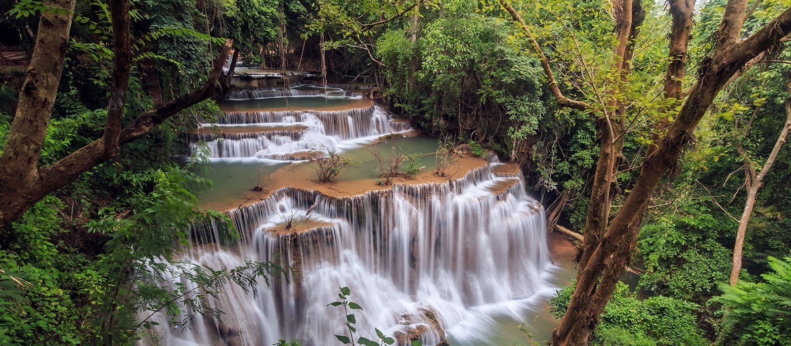 asia-thailand-kanchanaburi-huay-mae-kamin-waterfall.jpg